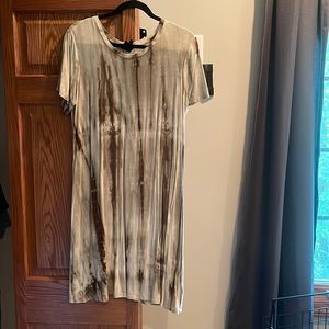 Tie dye green sun T-shirt dress